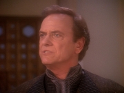 extant_StarTrek_DS9_5x07-LetHeWhoIsWithoutSin_01924.jpg