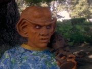 extant_StarTrek_DS9_5x07-LetHeWhoIsWithoutSin_02317.jpg