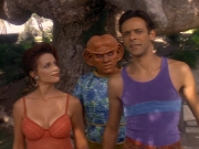 extant_StarTrek_DS9_5x07-LetHeWhoIsWithoutSin_02355.jpg