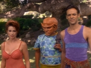 extant_StarTrek_DS9_5x07-LetHeWhoIsWithoutSin_02361.jpg