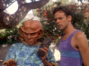 extant_StarTrek_DS9_5x07-LetHeWhoIsWithoutSin_02382.jpg