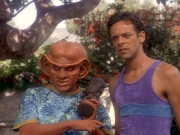 extant_StarTrek_DS9_5x07-LetHeWhoIsWithoutSin_02385.jpg