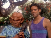 extant_StarTrek_DS9_5x07-LetHeWhoIsWithoutSin_02399.jpg
