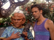 extant_StarTrek_DS9_5x07-LetHeWhoIsWithoutSin_02415.jpg