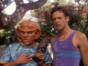 extant_StarTrek_DS9_5x07-LetHeWhoIsWithoutSin_02417.jpg