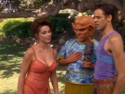 extant_StarTrek_DS9_5x07-LetHeWhoIsWithoutSin_02424.jpg