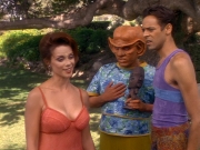 extant_StarTrek_DS9_5x07-LetHeWhoIsWithoutSin_02425.jpg
