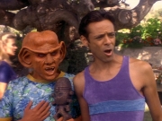 extant_StarTrek_DS9_5x07-LetHeWhoIsWithoutSin_02432.jpg