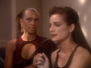 extant_StarTrek_DS9_5x07-LetHeWhoIsWithoutSin_02512.jpg
