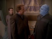 extant_StarTrek_DS9_5x07-LetHeWhoIsWithoutSin_02553.jpg