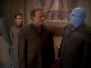 extant_StarTrek_DS9_5x07-LetHeWhoIsWithoutSin_02554.jpg