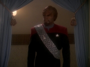 extant_StarTrek_DS9_5x07-LetHeWhoIsWithoutSin_02563.jpg