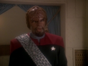 extant_StarTrek_DS9_5x07-LetHeWhoIsWithoutSin_02569.jpg