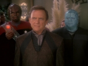 extant_StarTrek_DS9_5x07-LetHeWhoIsWithoutSin_02732.jpg