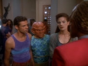 extant_StarTrek_DS9_5x07-LetHeWhoIsWithoutSin_02816.jpg