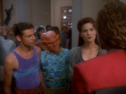 extant_StarTrek_DS9_5x07-LetHeWhoIsWithoutSin_02826.jpg