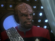 extant_StarTrek_DS9_5x07-LetHeWhoIsWithoutSin_03381.jpg