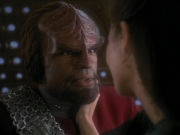extant_StarTrek_DS9_5x07-LetHeWhoIsWithoutSin_03475.jpg