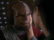 extant_StarTrek_DS9_5x07-LetHeWhoIsWithoutSin_03478.jpg