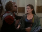 extant_StarTrek_DS9_5x07-LetHeWhoIsWithoutSin_03500.jpg