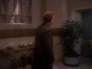 extant_StarTrek_DS9_5x07-LetHeWhoIsWithoutSin_03515.jpg