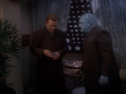 extant_StarTrek_DS9_5x07-LetHeWhoIsWithoutSin_03527.jpg