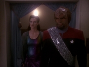 extant_StarTrek_DS9_5x07-LetHeWhoIsWithoutSin_03544.jpg
