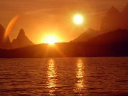 extant_StarTrek_DS9_5x07-LetHeWhoIsWithoutSin_03747.jpg