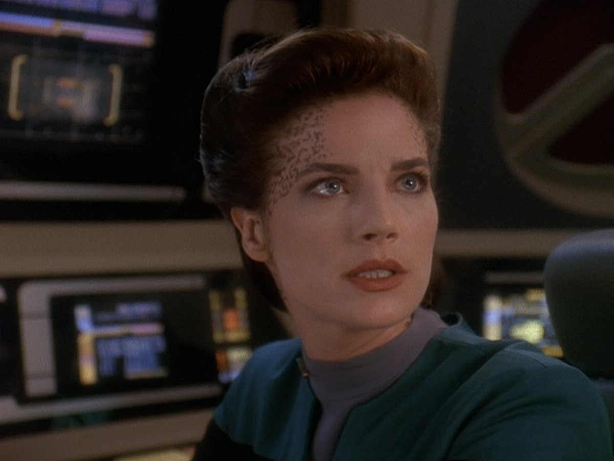 extant_StarTrek_DS9_5x08-ThingsPast_00036.jpg
