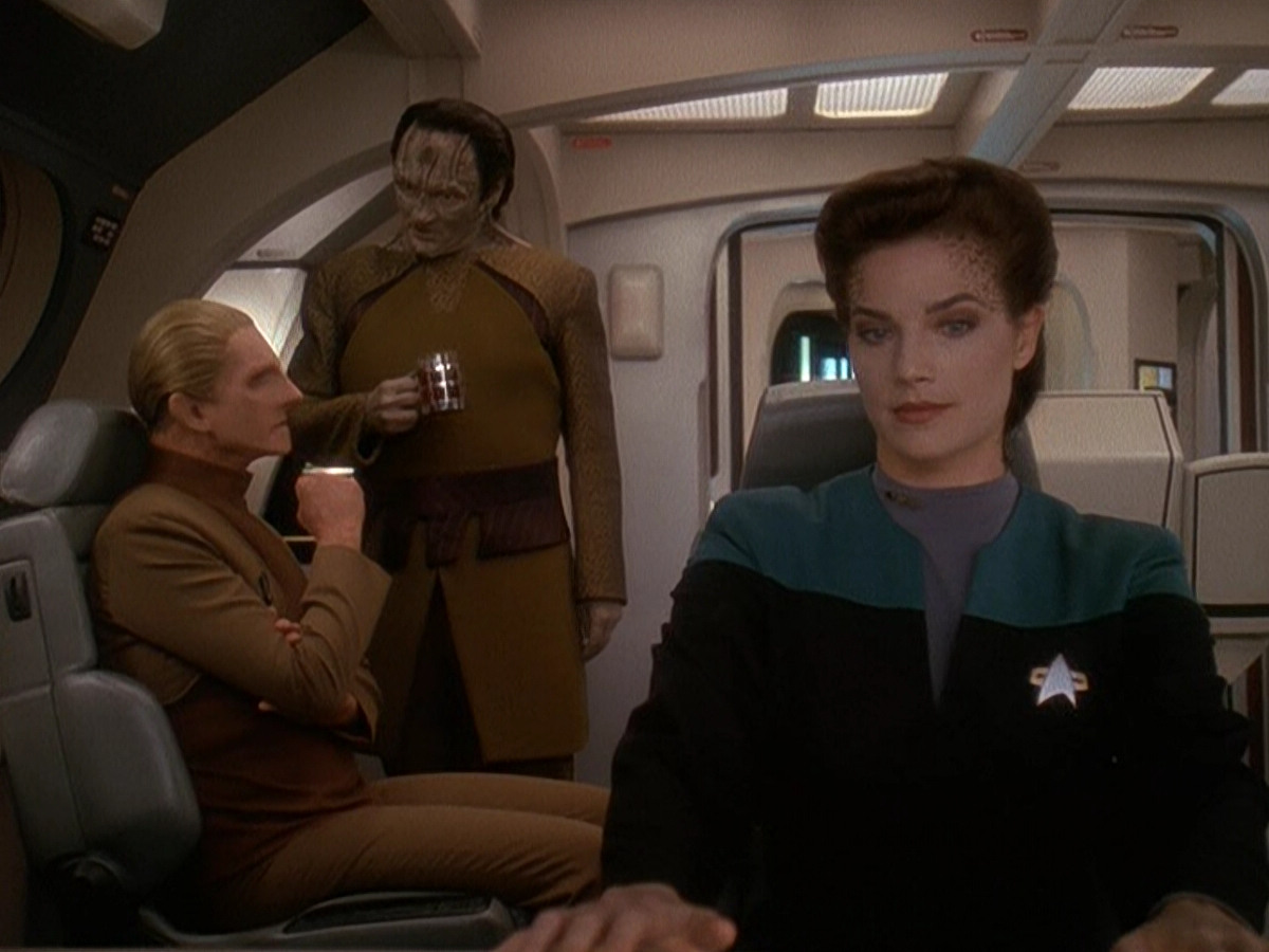extant_StarTrek_DS9_5x08-ThingsPast_00109.jpg