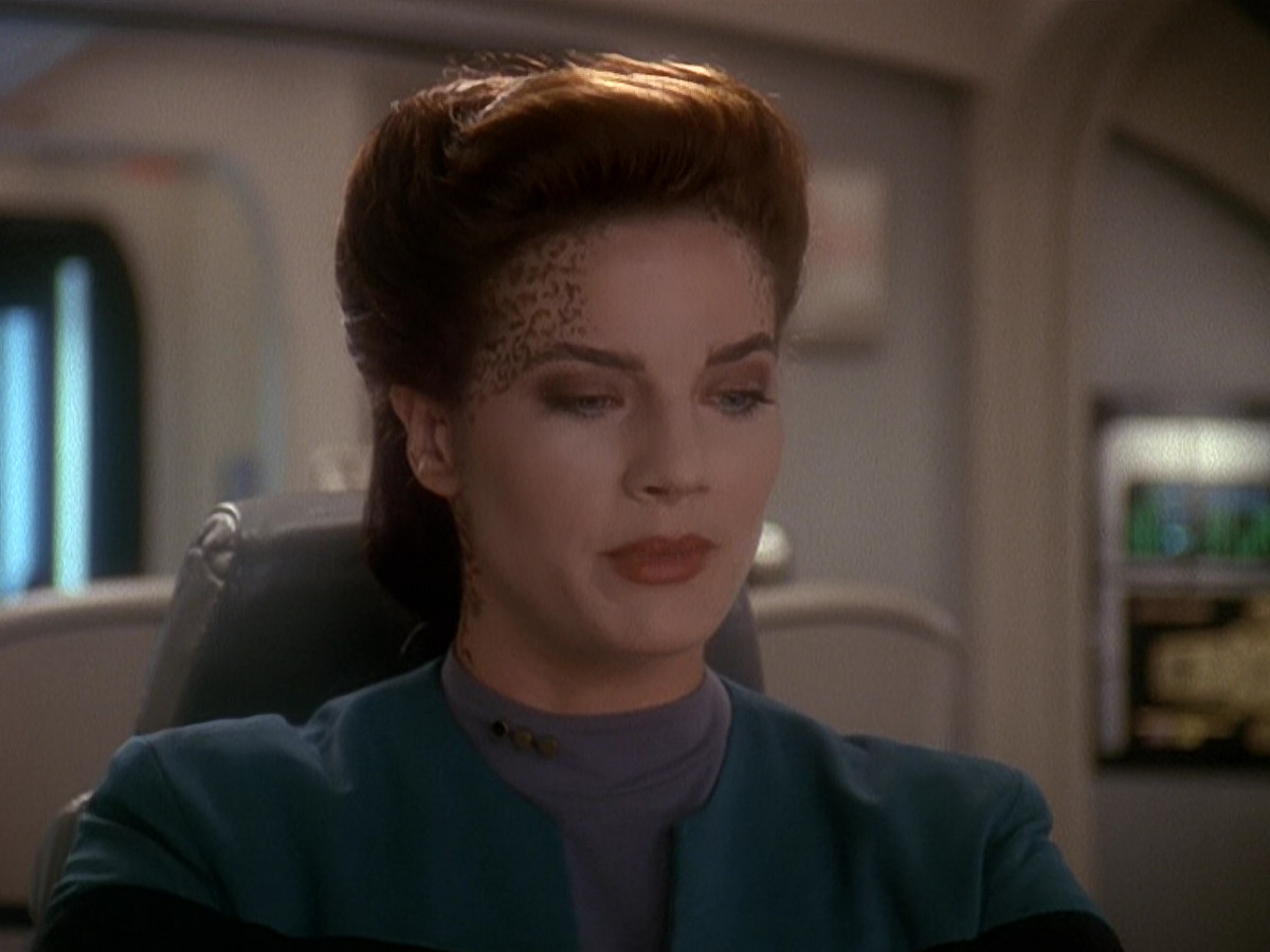 extant_StarTrek_DS9_5x08-ThingsPast_00114.jpg