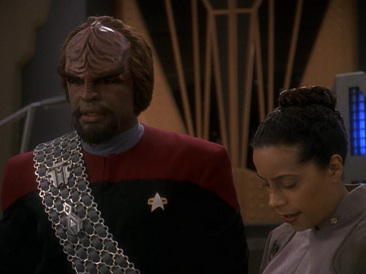 extant_StarTrek_DS9_5x08-ThingsPast_00192.jpg