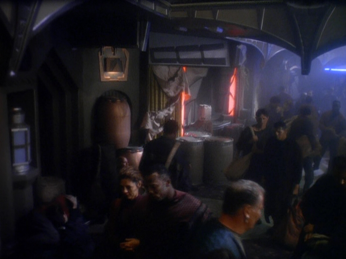 extant_StarTrek_DS9_5x08-ThingsPast_00283.jpg
