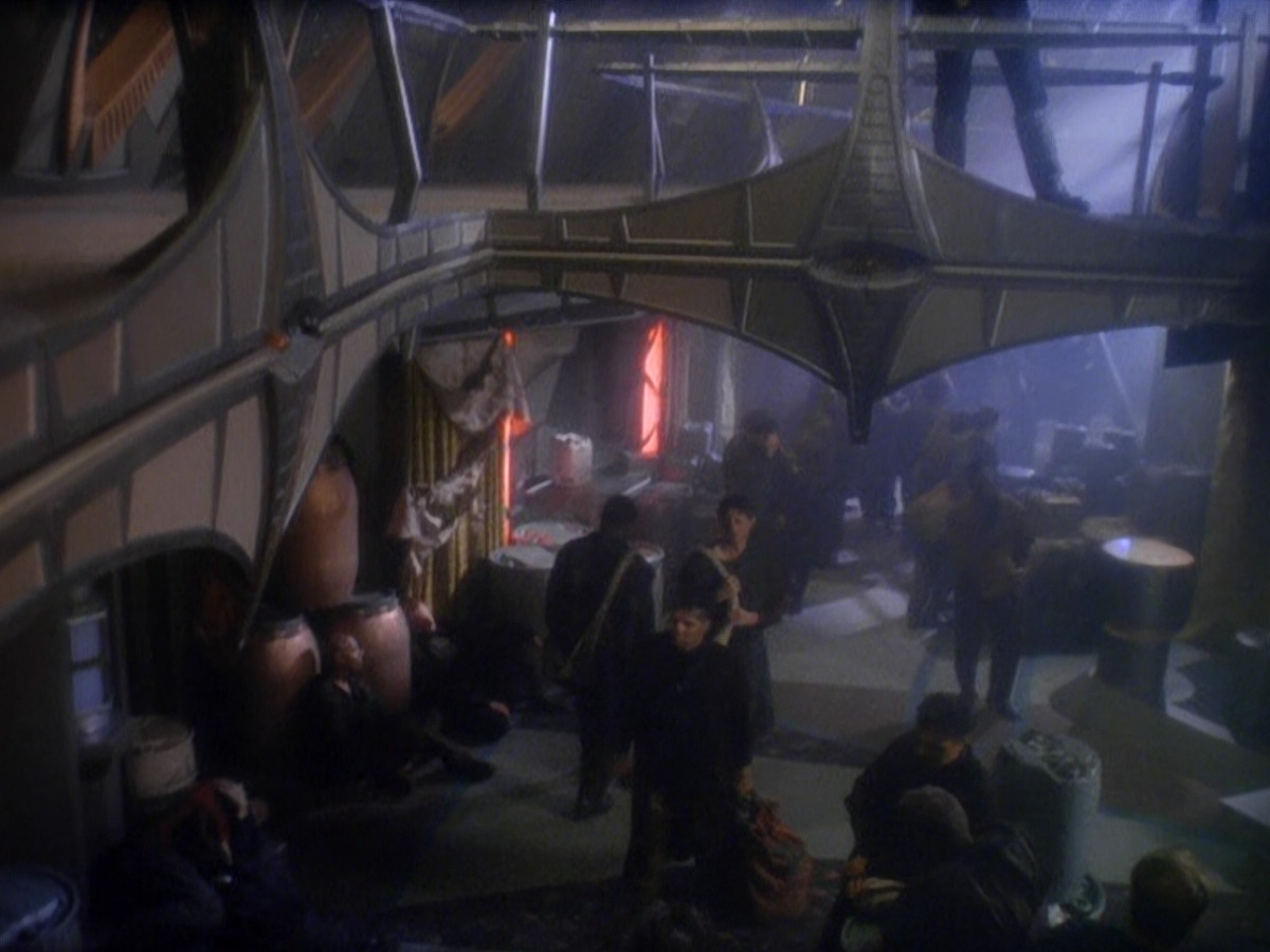 extant_StarTrek_DS9_5x08-ThingsPast_00287.jpg