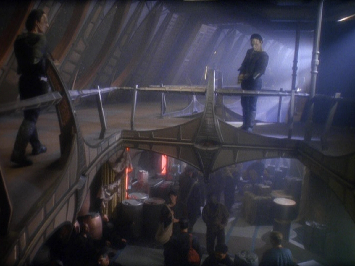 extant_StarTrek_DS9_5x08-ThingsPast_00293.jpg