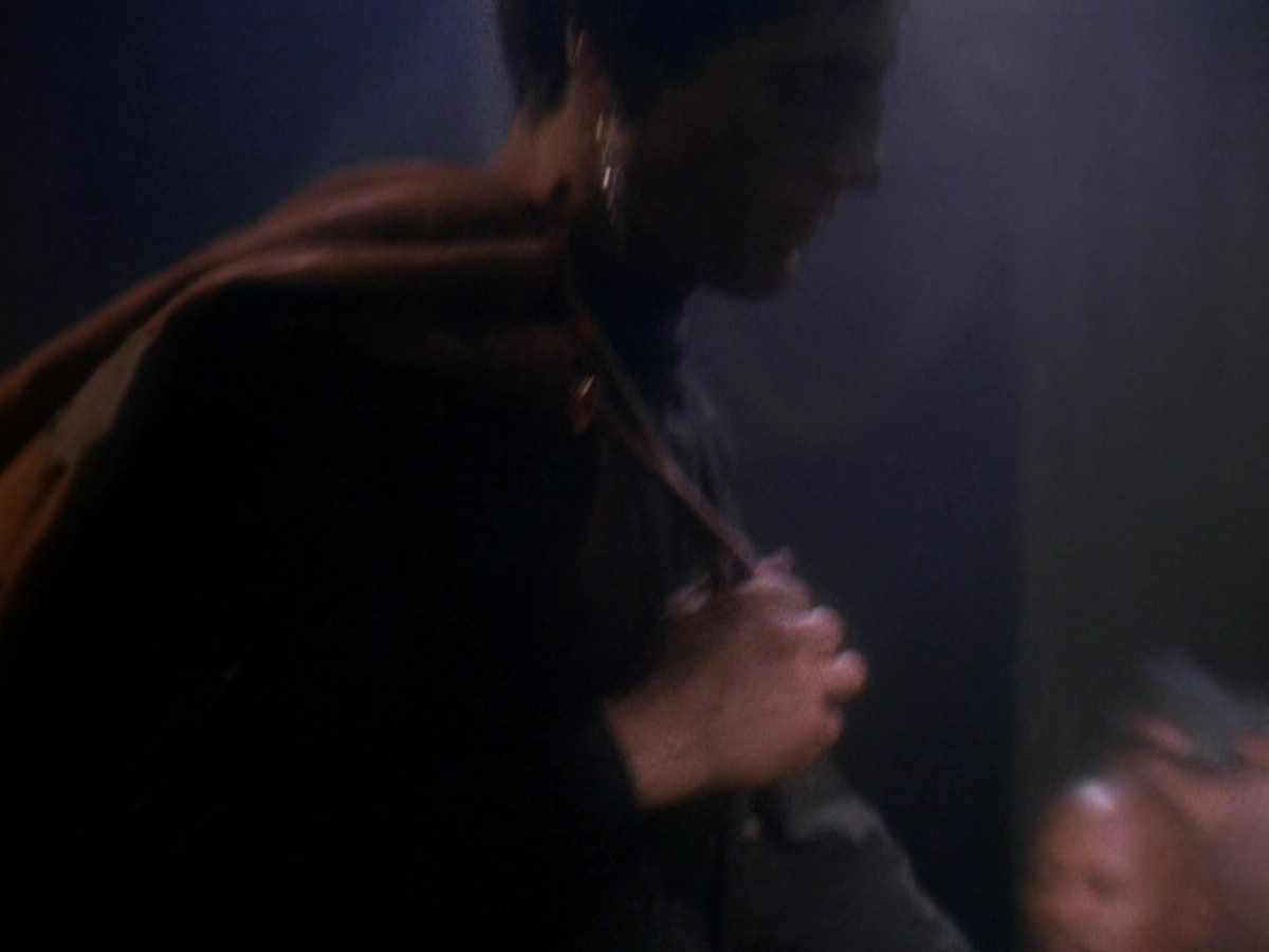 extant_StarTrek_DS9_5x08-ThingsPast_00463.jpg