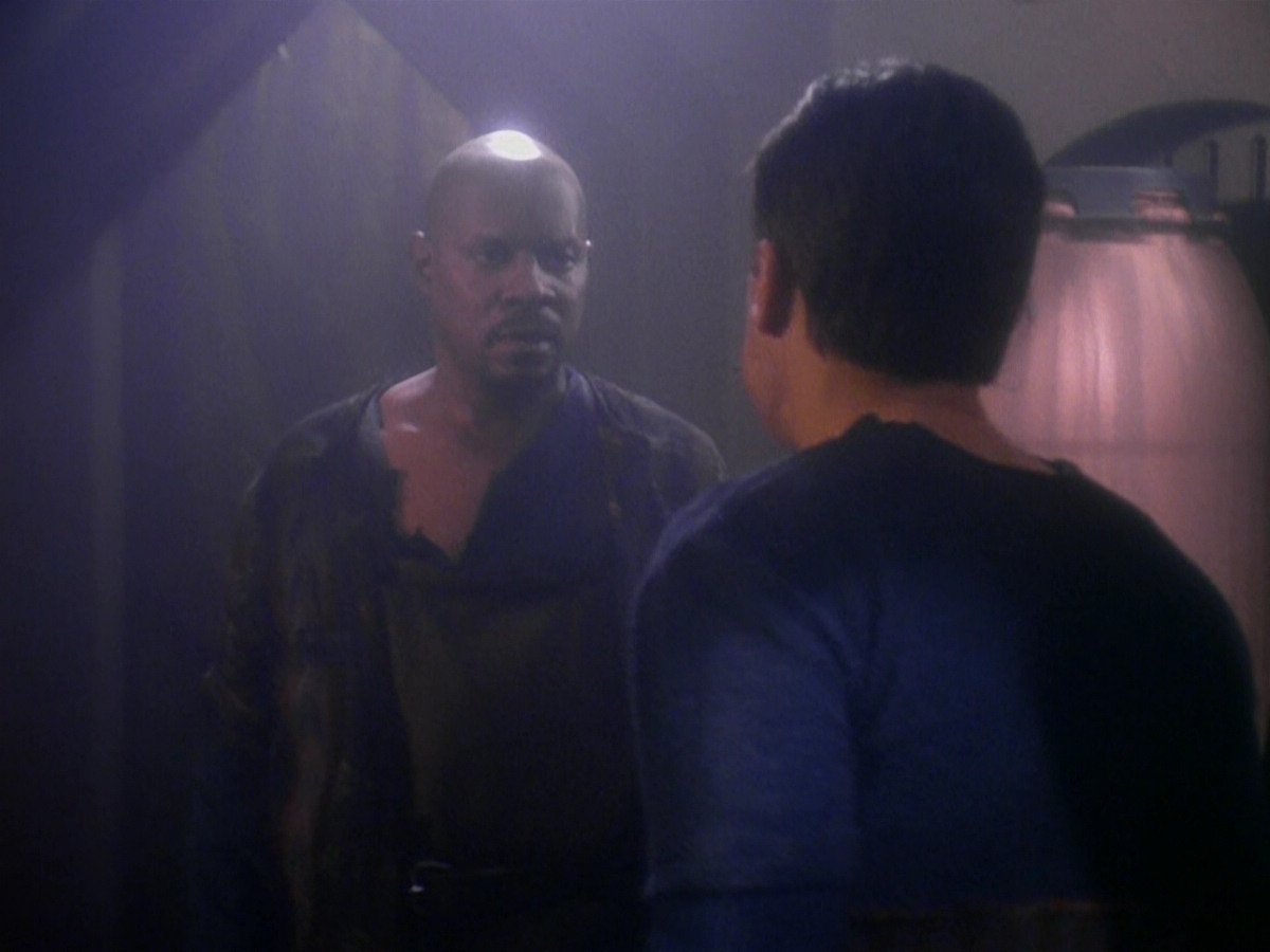 extant_StarTrek_DS9_5x08-ThingsPast_00488.jpg