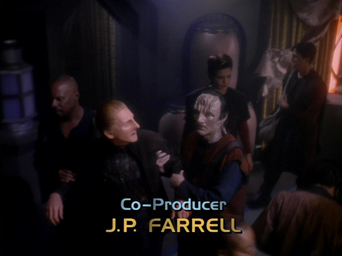 extant_StarTrek_DS9_5x08-ThingsPast_00514.jpg