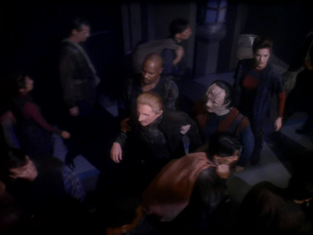 extant_StarTrek_DS9_5x08-ThingsPast_00517.jpg