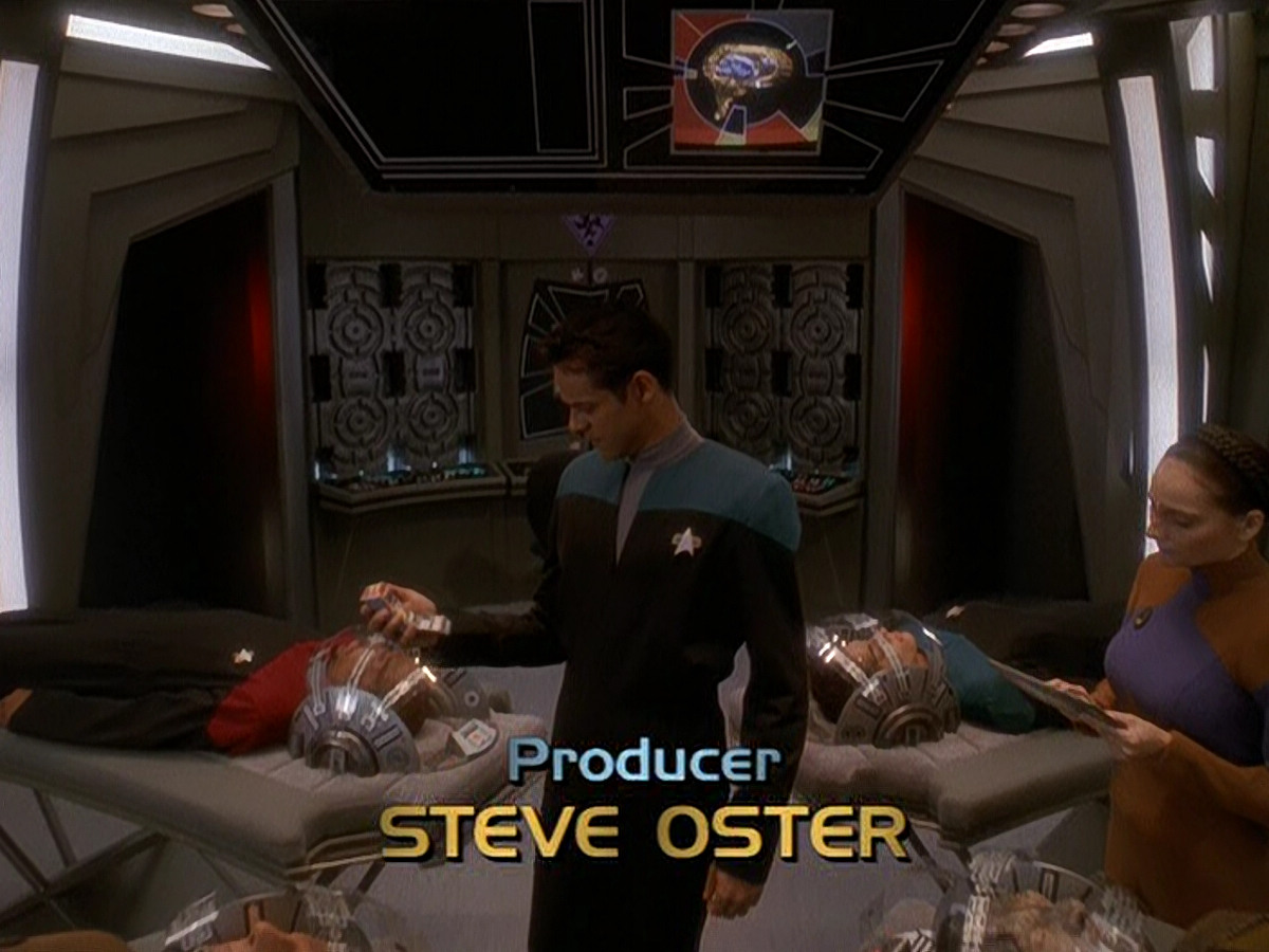 extant_StarTrek_DS9_5x08-ThingsPast_00530.jpg