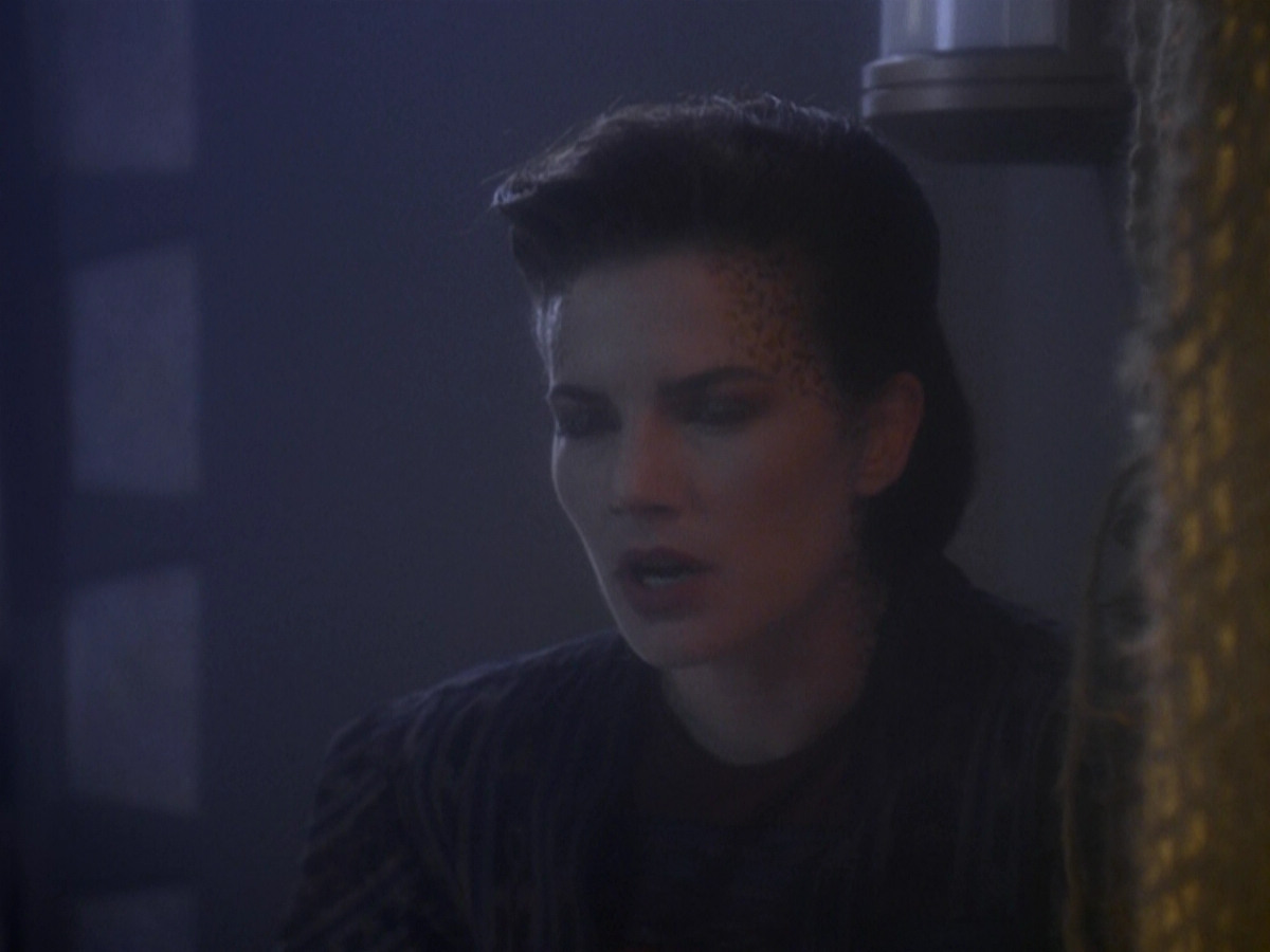 extant_StarTrek_DS9_5x08-ThingsPast_00683.jpg
