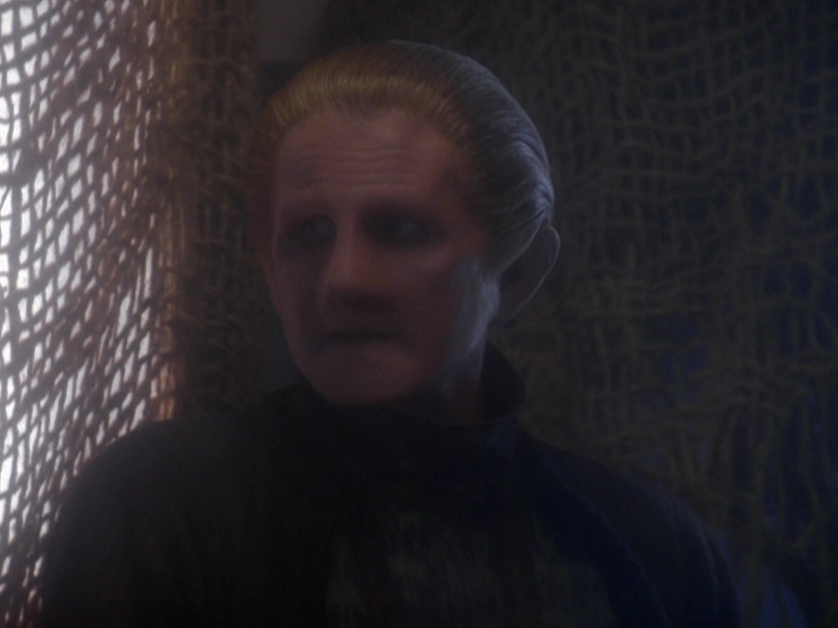 extant_StarTrek_DS9_5x08-ThingsPast_00689.jpg