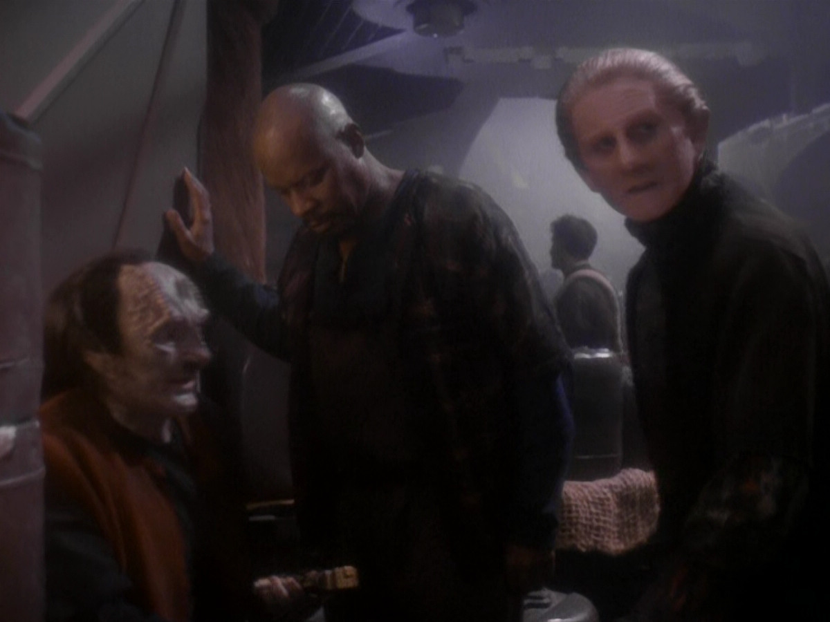 extant_StarTrek_DS9_5x08-ThingsPast_01121.jpg