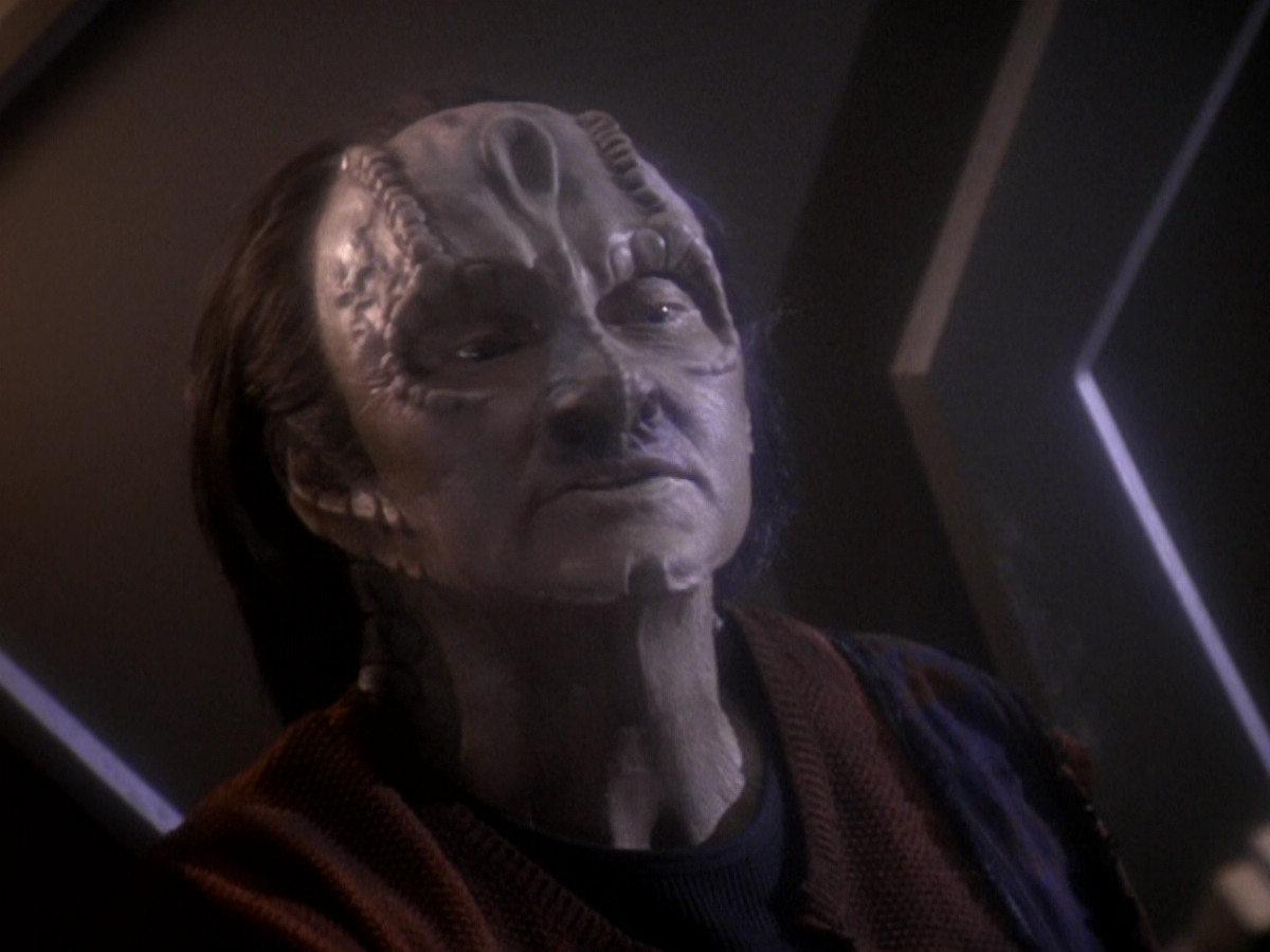 extant_StarTrek_DS9_5x08-ThingsPast_01200.jpg