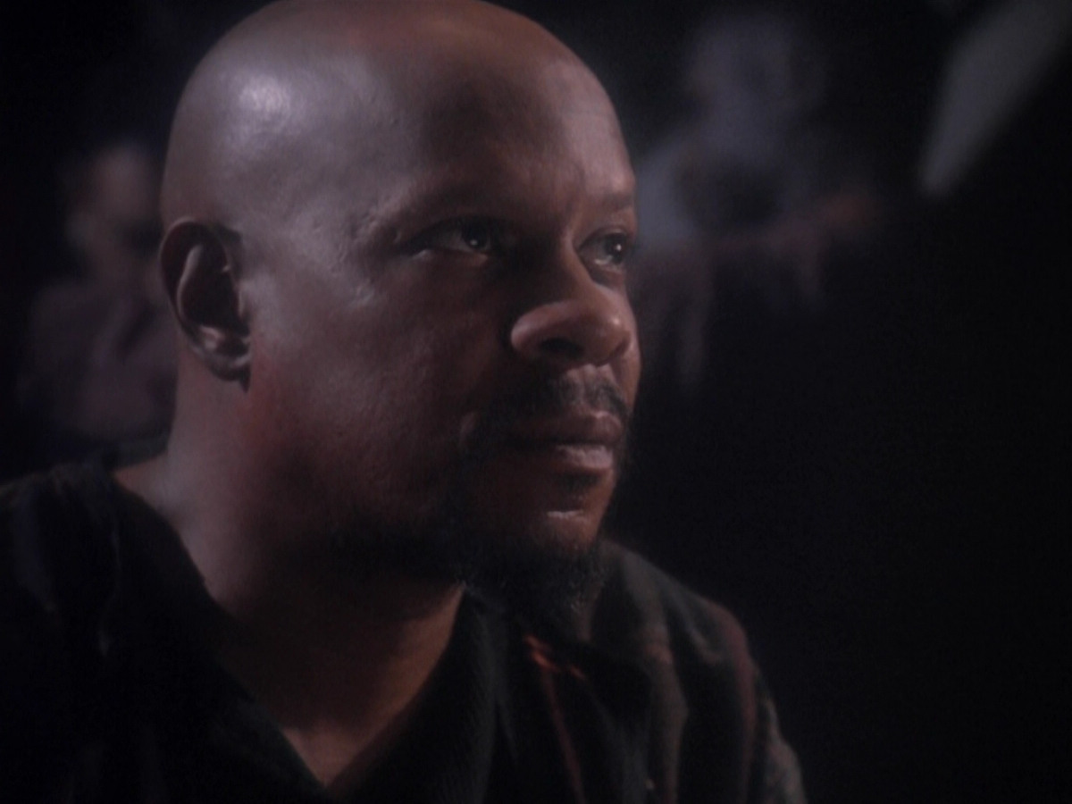 extant_StarTrek_DS9_5x08-ThingsPast_02089.jpg