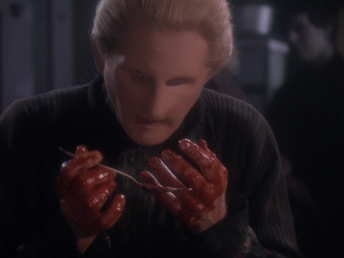 extant_StarTrek_DS9_5x08-ThingsPast_02100.jpg
