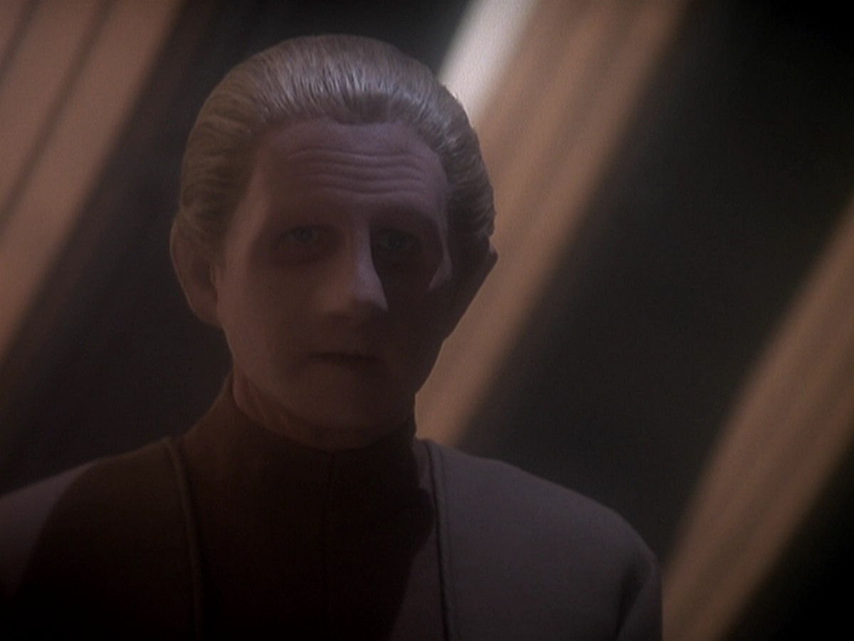 extant_StarTrek_DS9_5x08-ThingsPast_03399.jpg