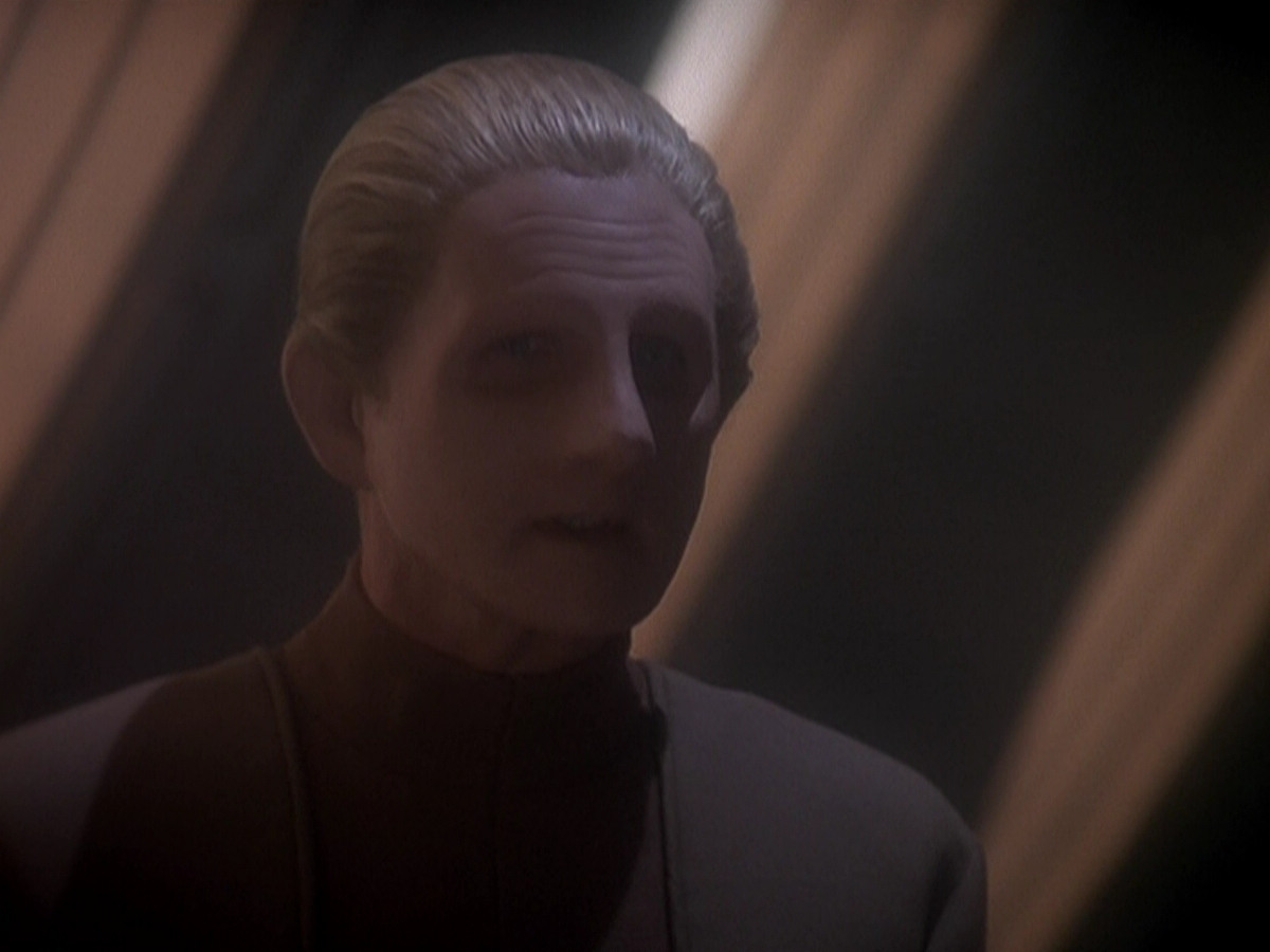 extant_StarTrek_DS9_5x08-ThingsPast_03421.jpg