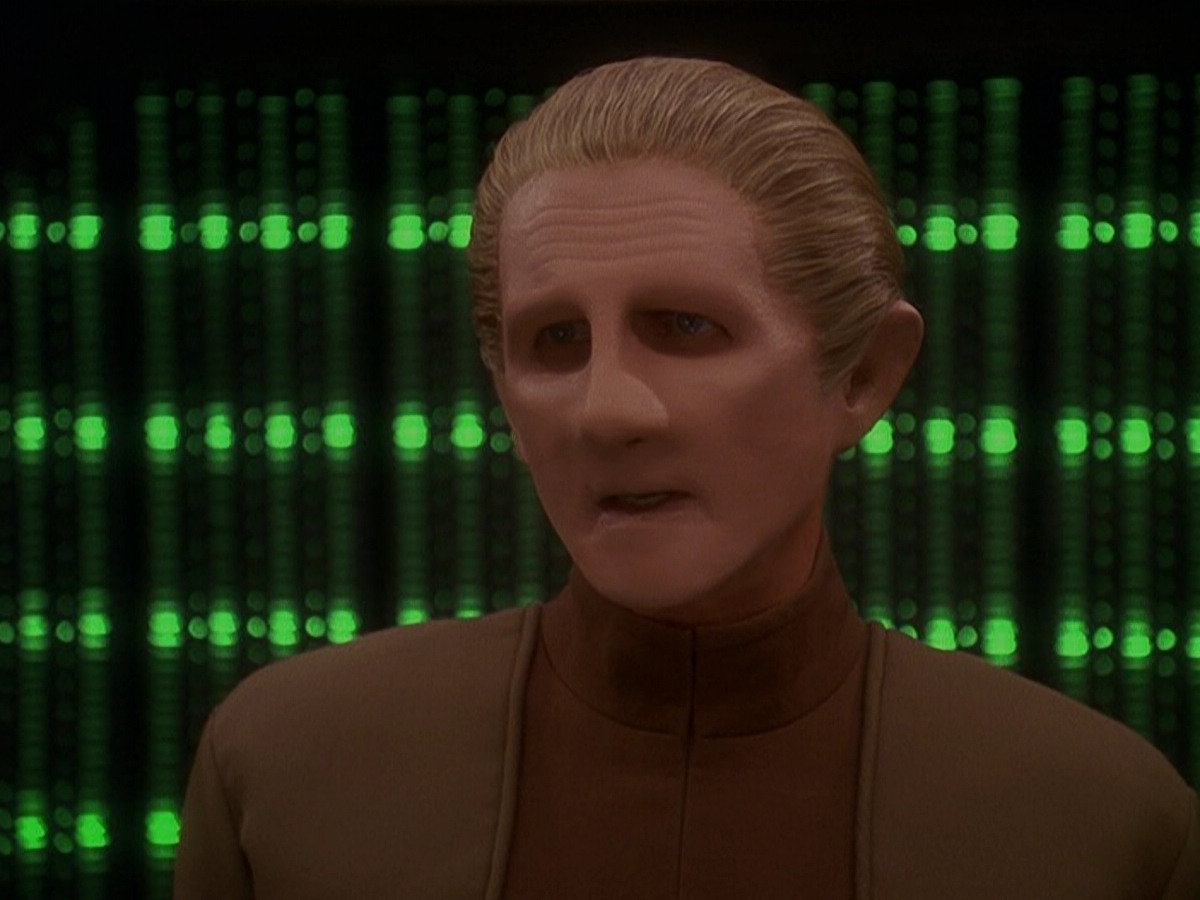 extant_StarTrek_DS9_5x08-ThingsPast_03749.jpg