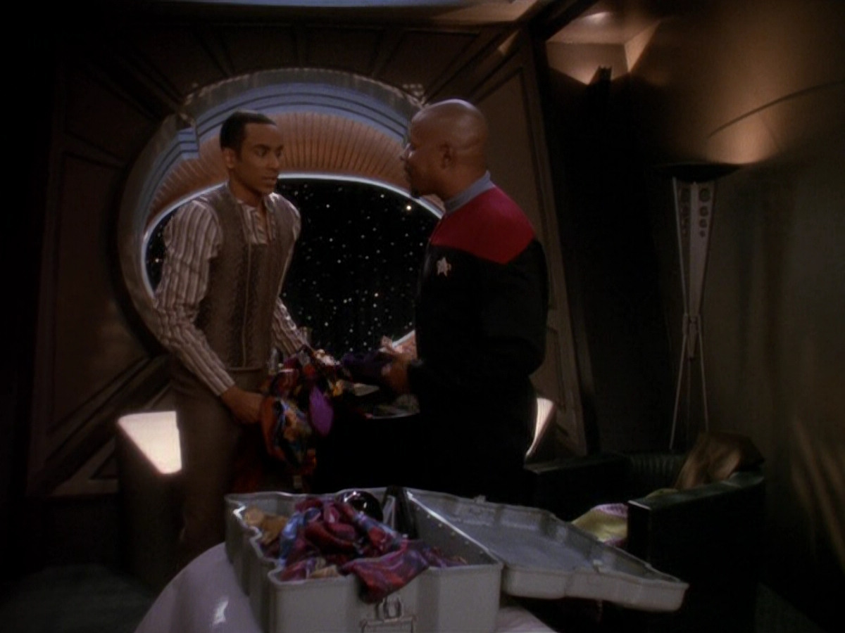 extant_StarTrek_DS9_5x09-TheAscent_00010.jpg